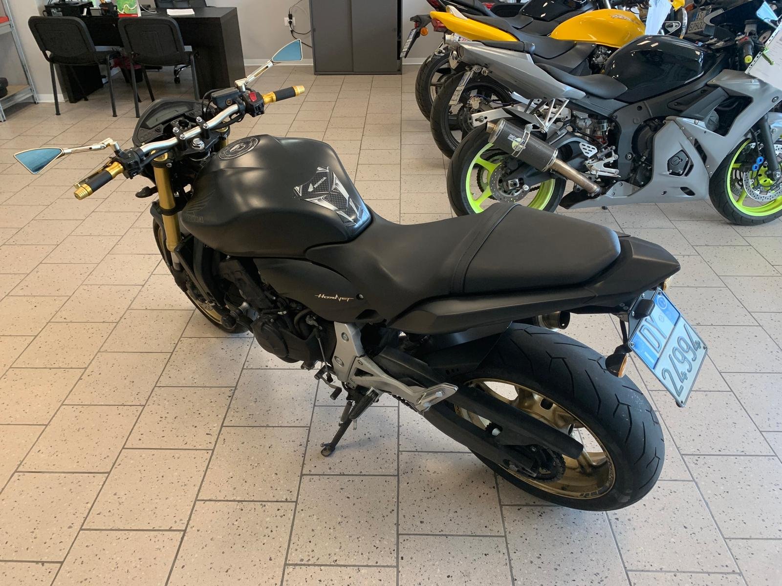 HONDA CB 600 F HORNET
