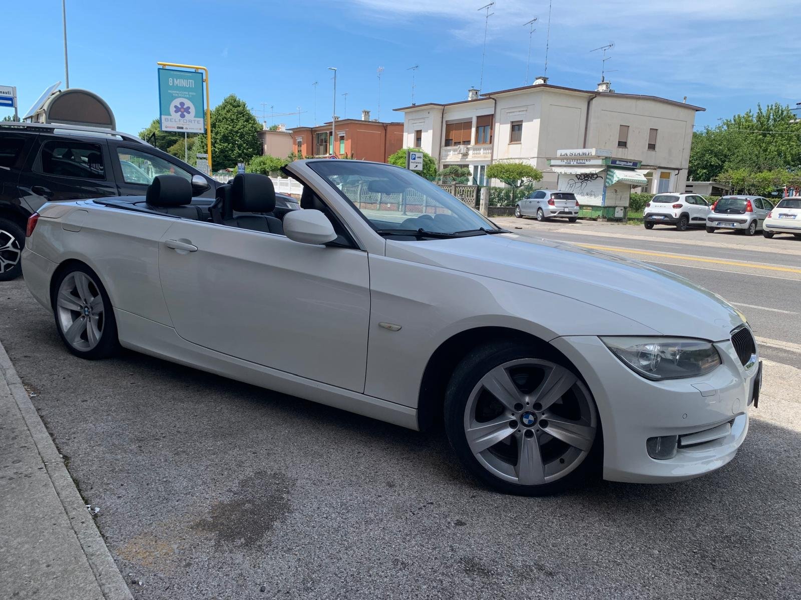 BMW E93 320d CABRIO