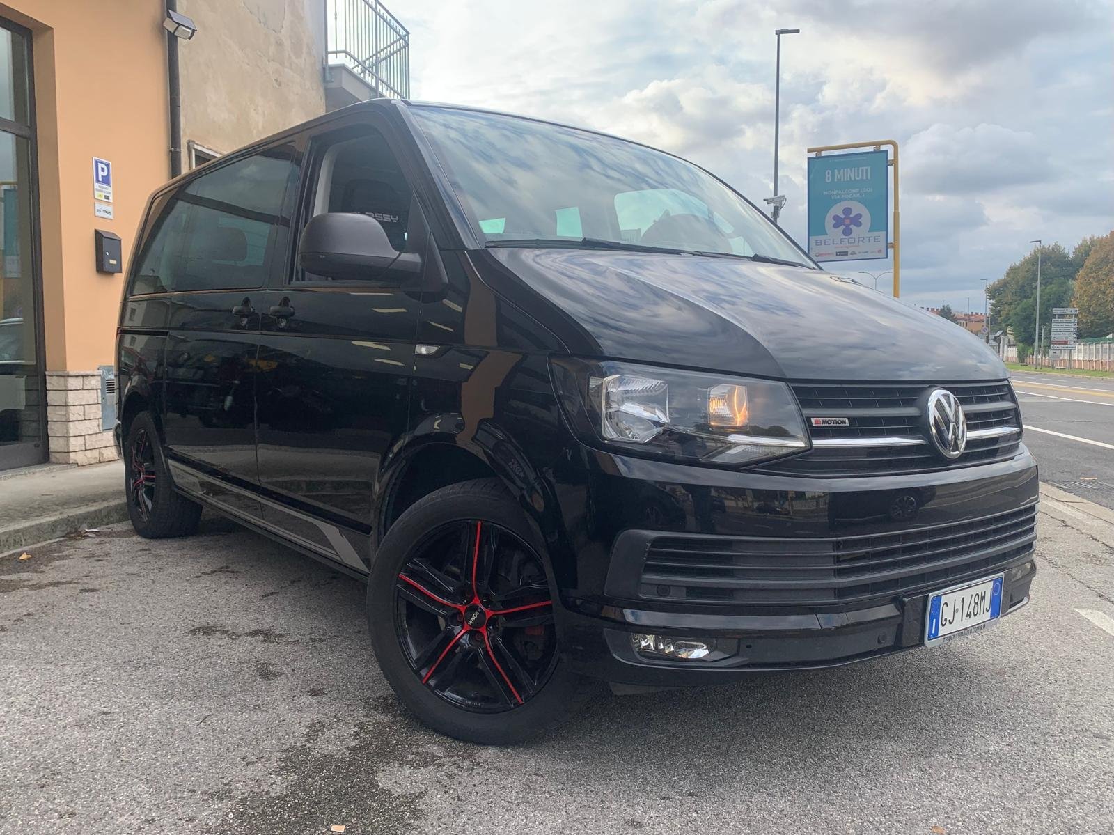 VOLKSWAGEN MULTIVAN T6