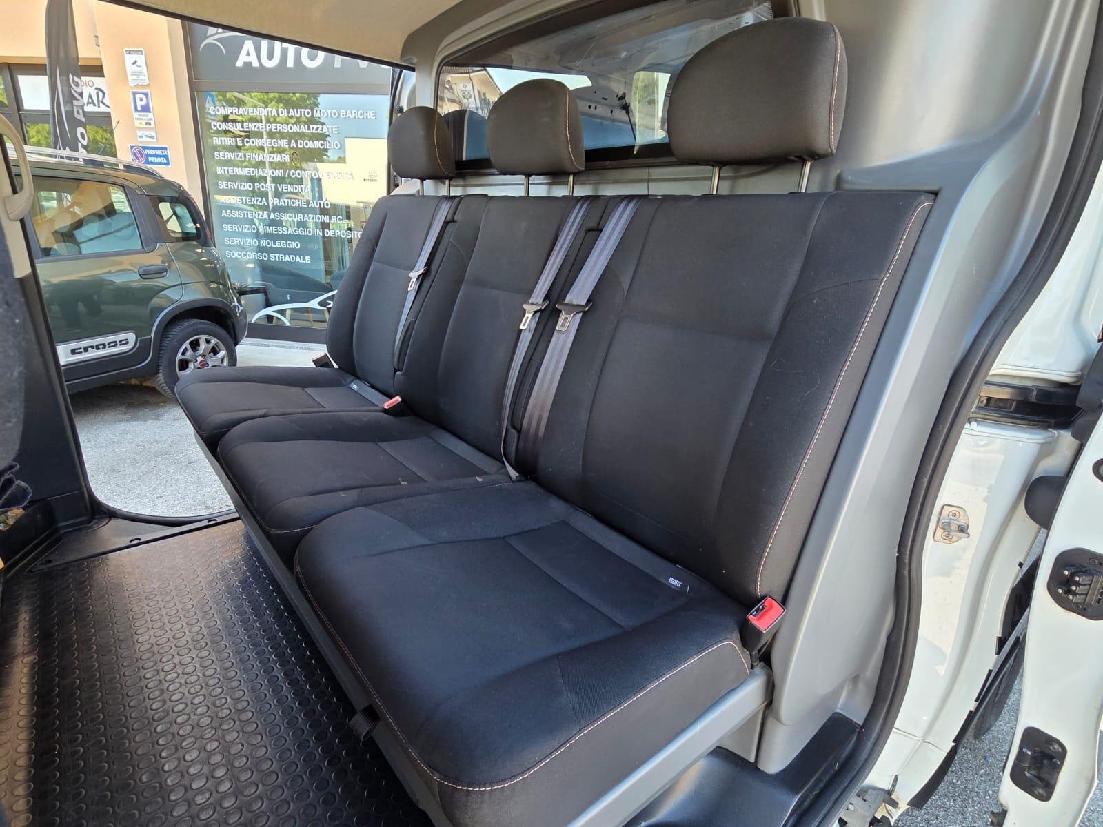 RENAULT TRAFIC N1 5 POSTI
