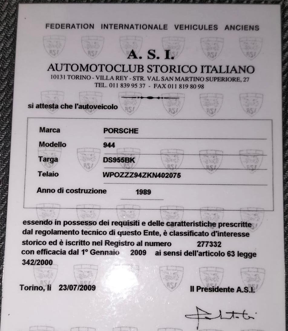 PORSCHE 944 S2
