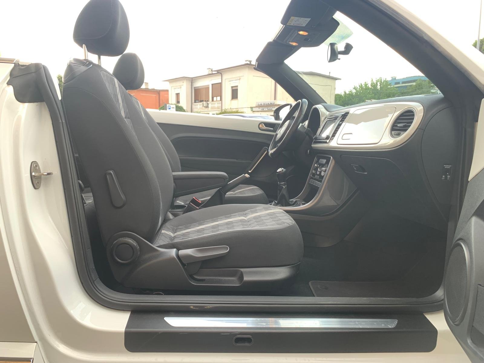 VOLKSWAGEN MAGGIOLINO CABRIO