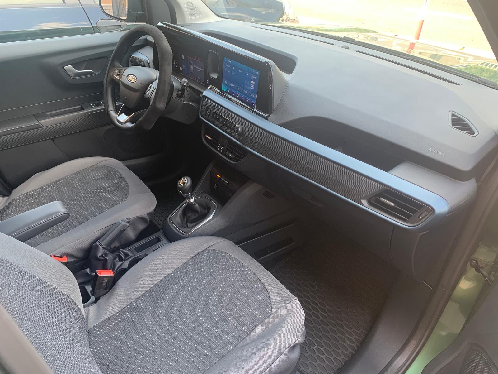FORD TOURNEO COURIER