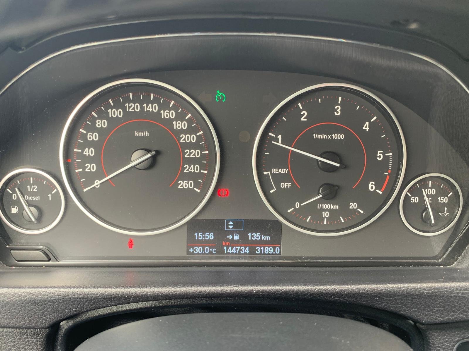 BMW 320 F30