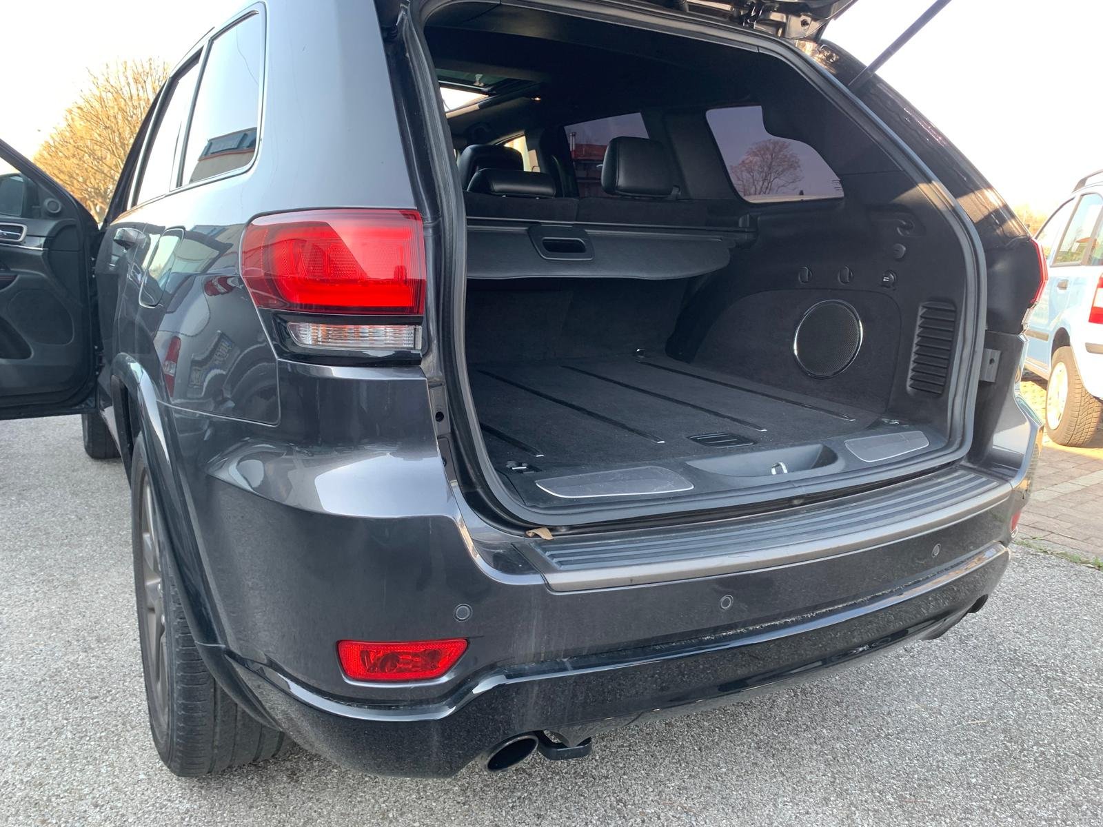 JEEP GRAND CHEROKEE 75TH ANNIVERSARY