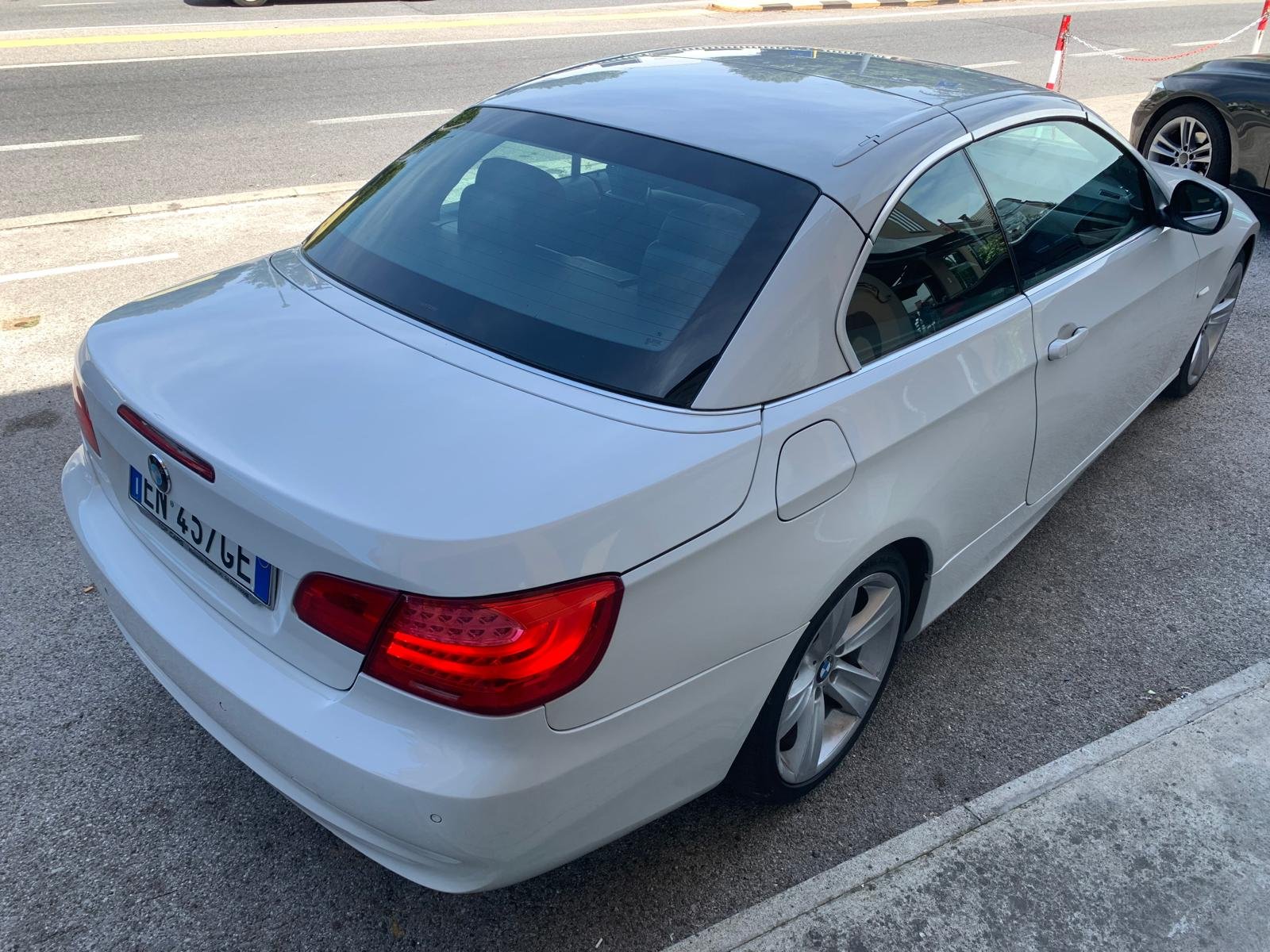 BMW E93 320d CABRIO