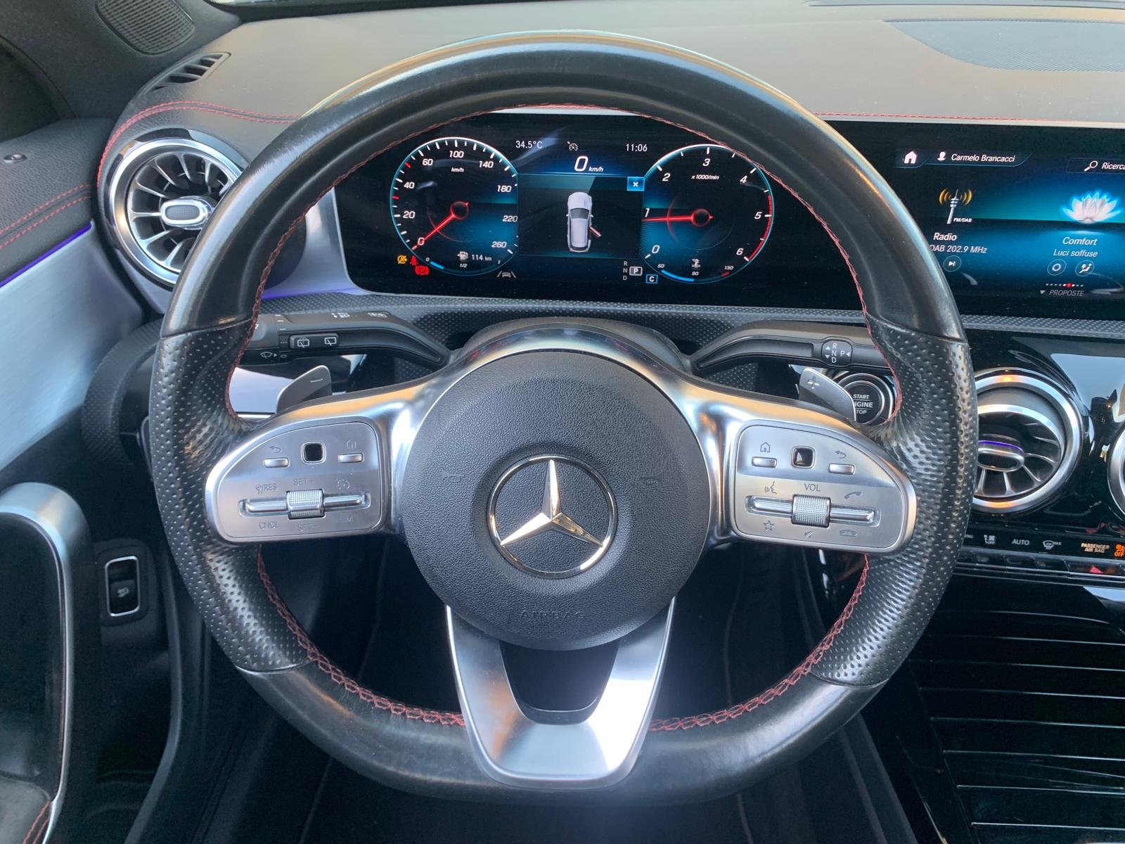MERCEDES-BENZ CLA 200