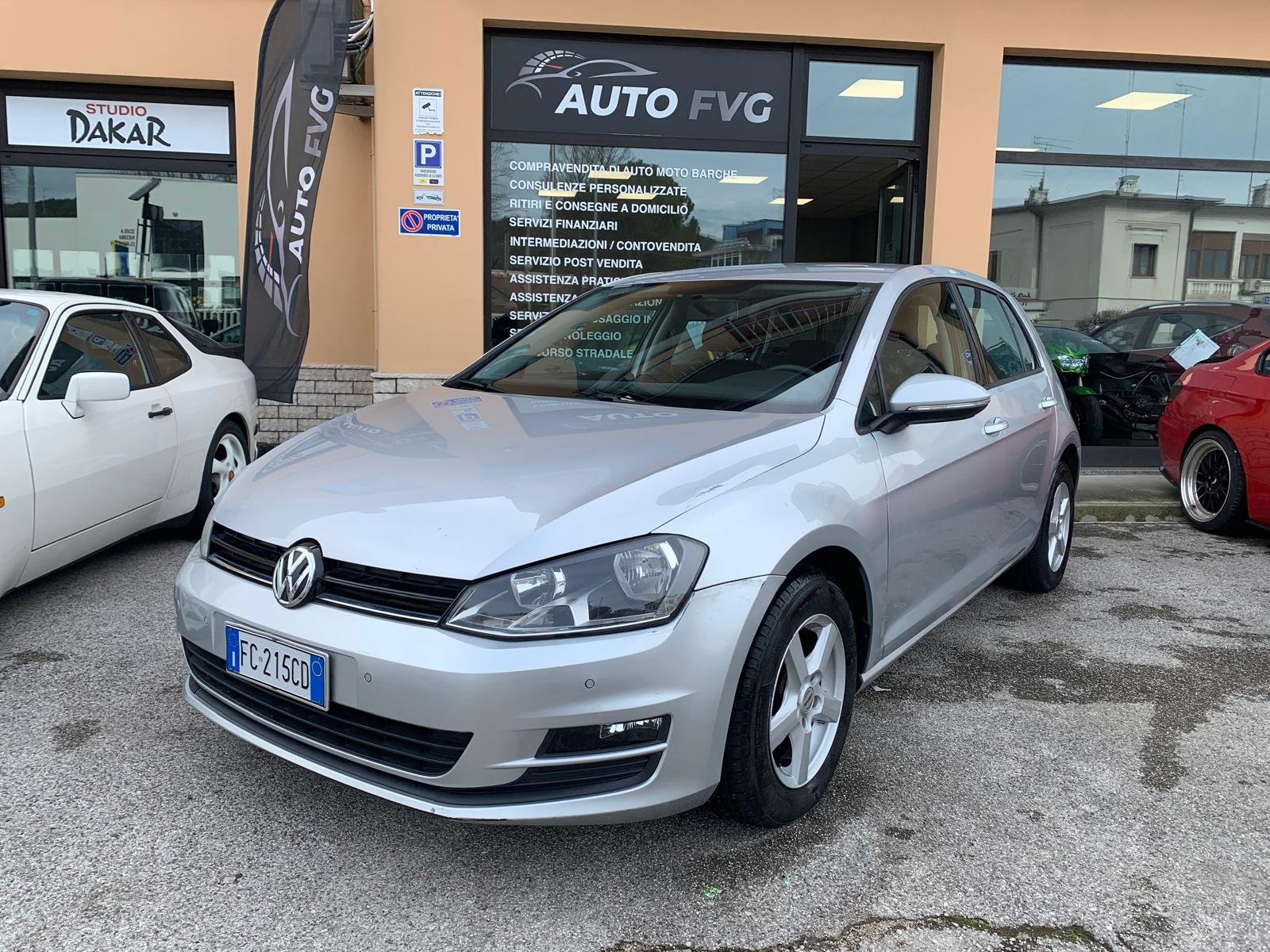 VOLKSWAGEN GOLF 7