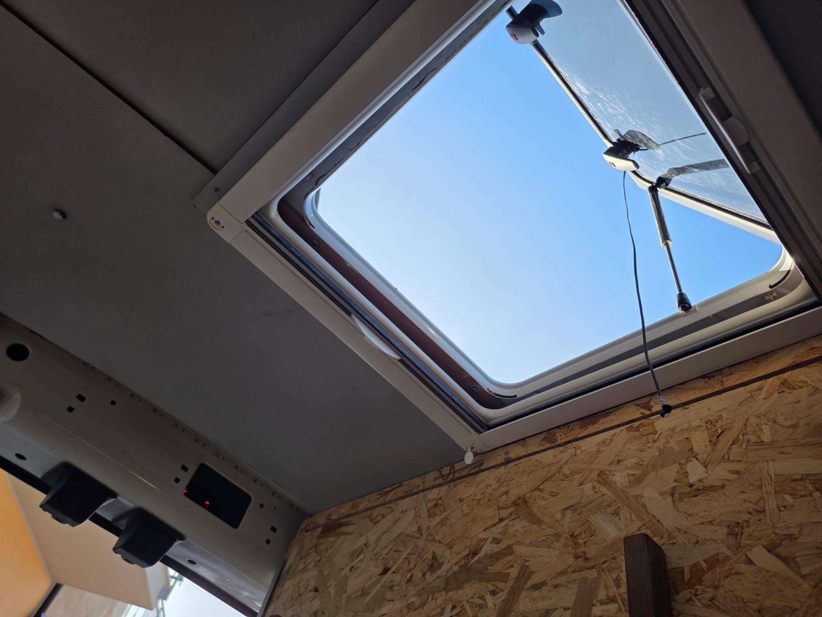 FORD TRANSIT CAMPERIZZATO