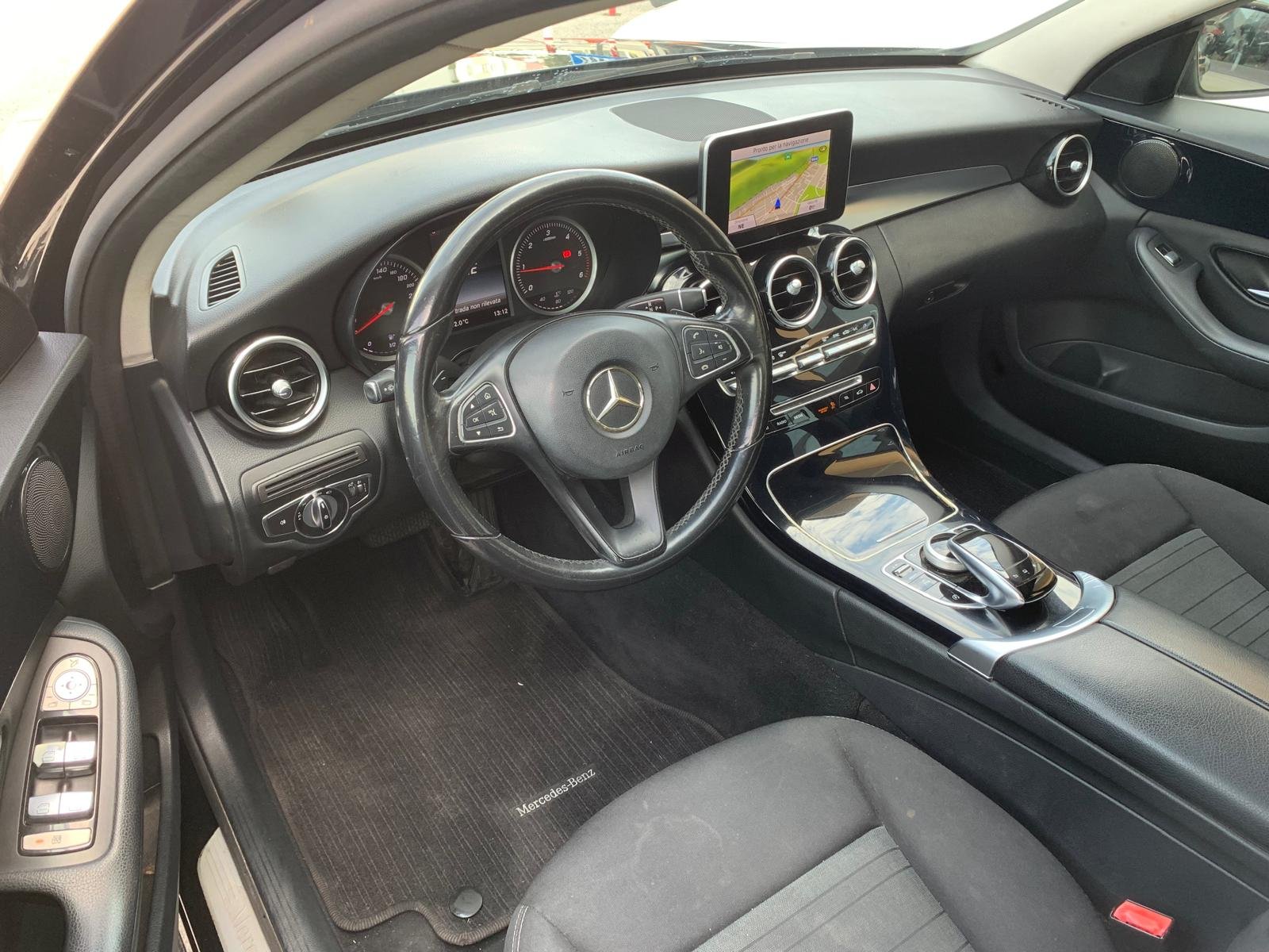 MERCEDES-BENZ C 200 d