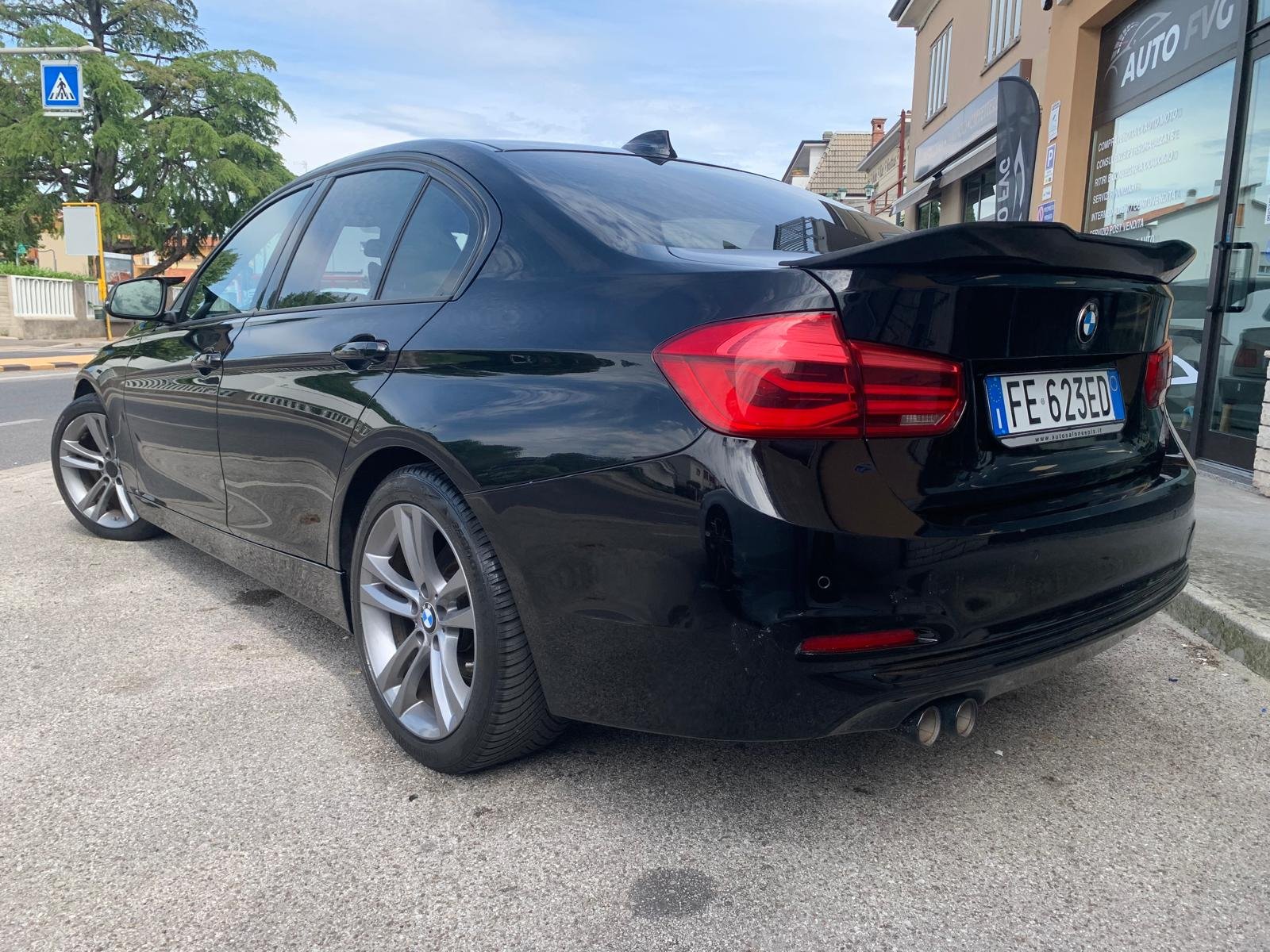 BMW 320 F30